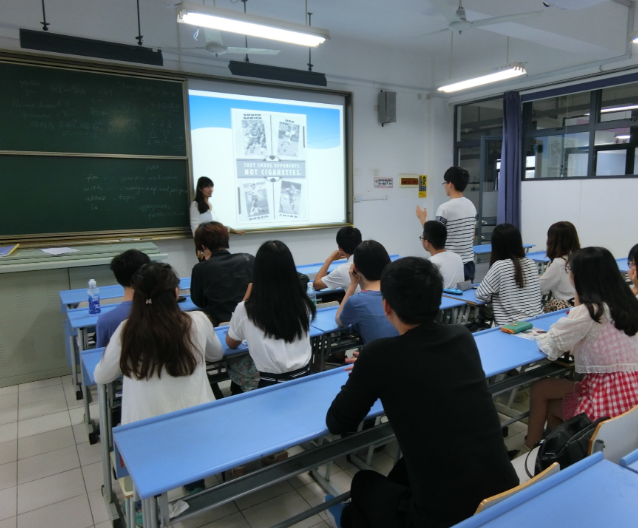 教师对扩音的刚需自然降低城乡差异反映出教室环境规划的距离 教师对扩音的刚需自然降低城乡差异反映出教室环境规划的距离